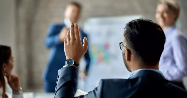 Choix du meilleur organisme de formation en présentation pour des futurs elagueurs 